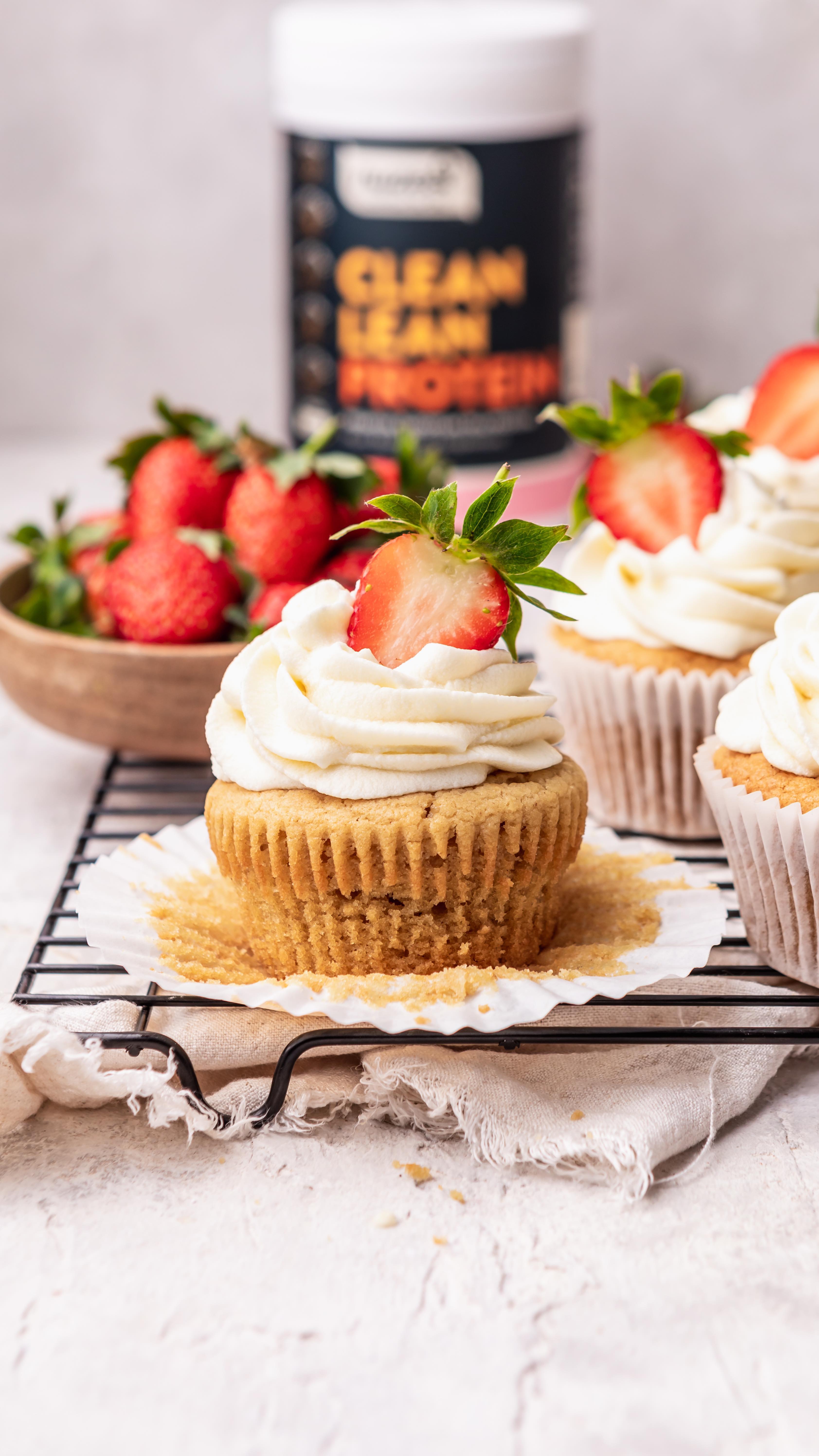 STRAWBERRIES AND CREAM CUPCAKES

I’ve had a well needed week off work and back with a bang with these delicious, fluffy vegan cupcakes. I’ve added extra protein powder so they contain 5g of protein per cupcake! Super easy for you to try. Hit SAVE to give these a go!

SERVES 8

INGREDIENTS

110g vegan blocks butter
120g caster sugar
200ml unsweetened almond milk
1 tbsp apple cider vinegar
1 tsp vanilla bean paste
150g plain flour
1 tsp baking powder
1 tsp baking soda
2 scoops Clean Lean Protein, wild strawberry
Frosting-
175g vegan block butter, room temperature
120g vegan cream cheese
260g icing sugar
8 strawberry slices

METHOD

1. Preheat the oven to 180°c fan. And line a muffin tin with 8 liners
2. Add the vinegar to the milk, stir and set aside.
3. Melt the butter and add to a mixing bowl with the sugar and whisk to combine.
4. Pour in the milk/vinegar mixture and whisk again.
5.  Add the vanilla paste, sift in the flour, baking powder, bicarbonate of soda and protein powder then stir until just combined.
6. Spoon evenly between the muffin liners then bake for around 25 minutes until risen and a skewer comes out clean when inserted into the centre.
7. Allow to cool fully on a wire rack.
8. Add the room temperature butter to a bowl and beat until paled and fluffy, add the cream cheese along with 1/4 of icing sugar and beat again, gradually adding more icing sugar until fully incorporated.
9. Spoon or pipe onto the cooled cupcakes and top with a sliced strawberry.
.
.
.
#vegancupcakes #veganprotein #strawberriesandcream