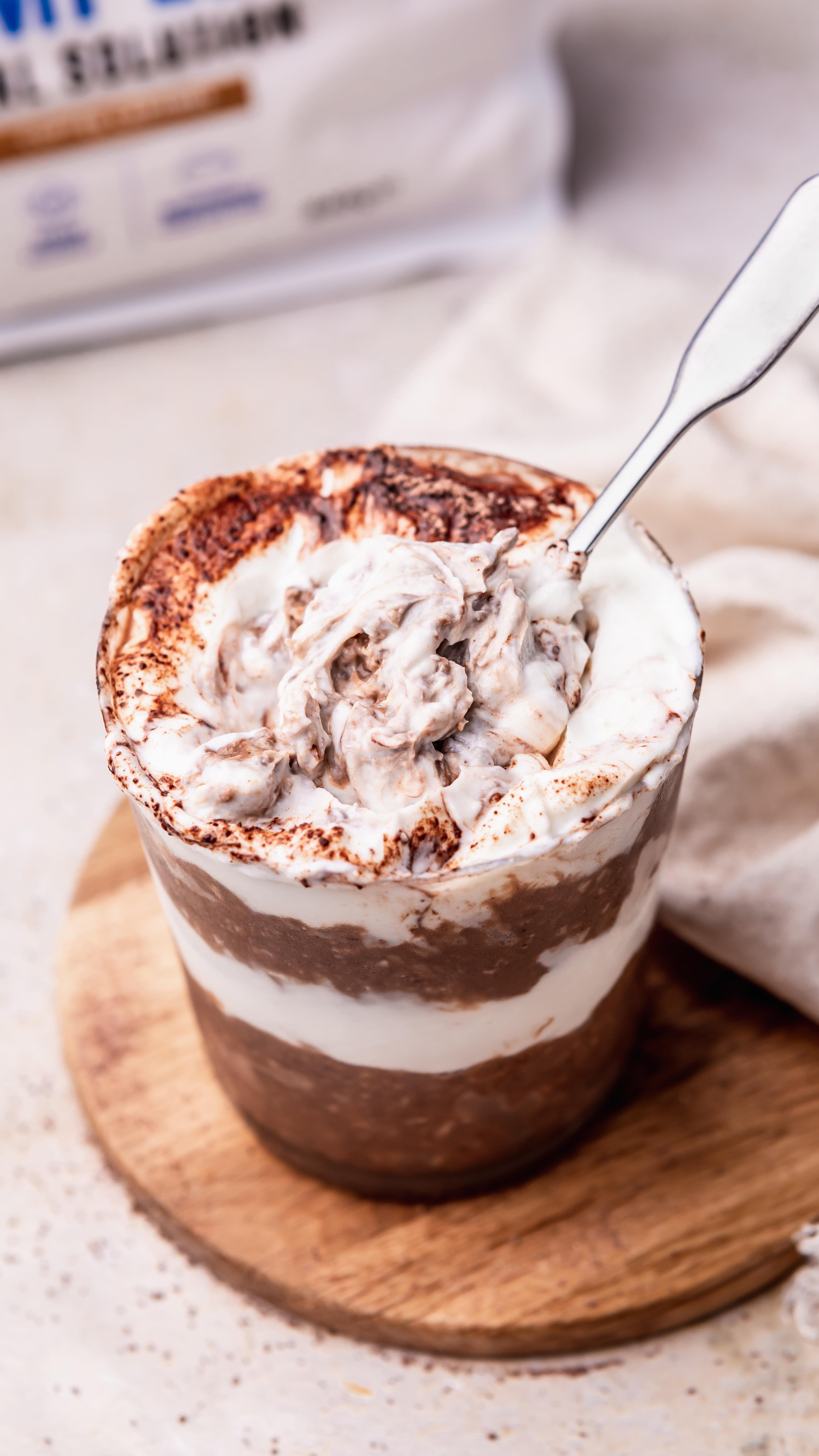 TIRAMISU OVERNIGHT OATS

Here’s one for you to try over the weekend! A classic dessert made into overnight oats! I use a coffee caramel flavour protein powder but anything like chocolate, caramel or coffee will work too. Hit save to give this one a try 😍

SERVES 1
READY IN 15 MINS OVERNIGHT CHILL

KCAL 448
FAT 12g
CARBS 46g
PROTEIN 39g

INGREDIENTS

40g rolled oats
1 tbsp chia seeds
1/2 tbsp cocoa powder
1 scoop protein powder (I used PHD Life Complete, coffee caramel)
1 shot Espresso
120ml unsweetened almond milk
150g greek yogurt
To serve-
Sprinkle of cocoa or hot chocolate powder

METHOD

1. To a bowl, add the oats, chia seeds, cocoa powder, protein powder/Life Complete, espresso and milk. Mix until fully combined.
2. To a serving glass, spoon in half the oat mixture, top with half the greek yogurt. Repeat, finishing with the yogurt.
3. Refrigerate overnight. Serve with a sprinkle of cocoa powder/hot chocolate powder over the top.

#overnightoats #tiramisu #proteinreels #breakfastreels #healthyrecipes #recipecreator #contentcreator #canon5dmarkiv #foodtographyschool #biteshot